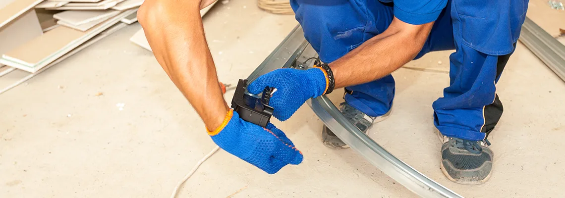 Fix Garage Door Panel in Aurora, Ontario